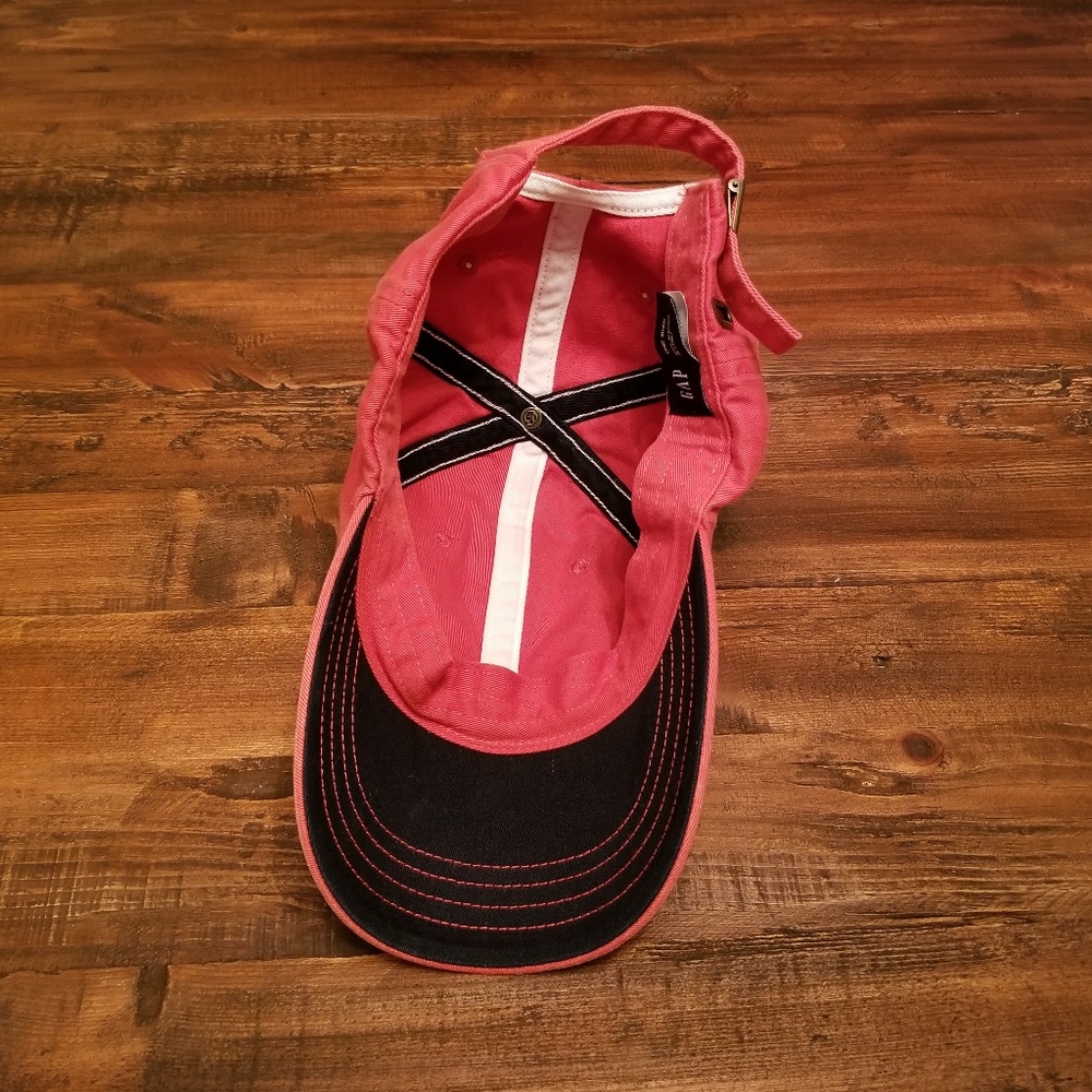 Gap Baseball Cap - Picture 3 of 3